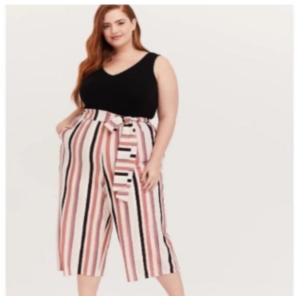 NWT TORRID BLACK STRIPED JUMPSUIT SIZE 2 2X XXL